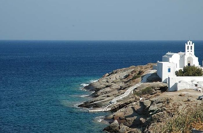 moni-sifnos1.jpg