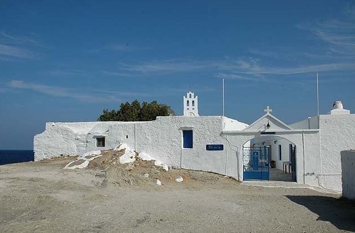 moni-sifnos2.jpg