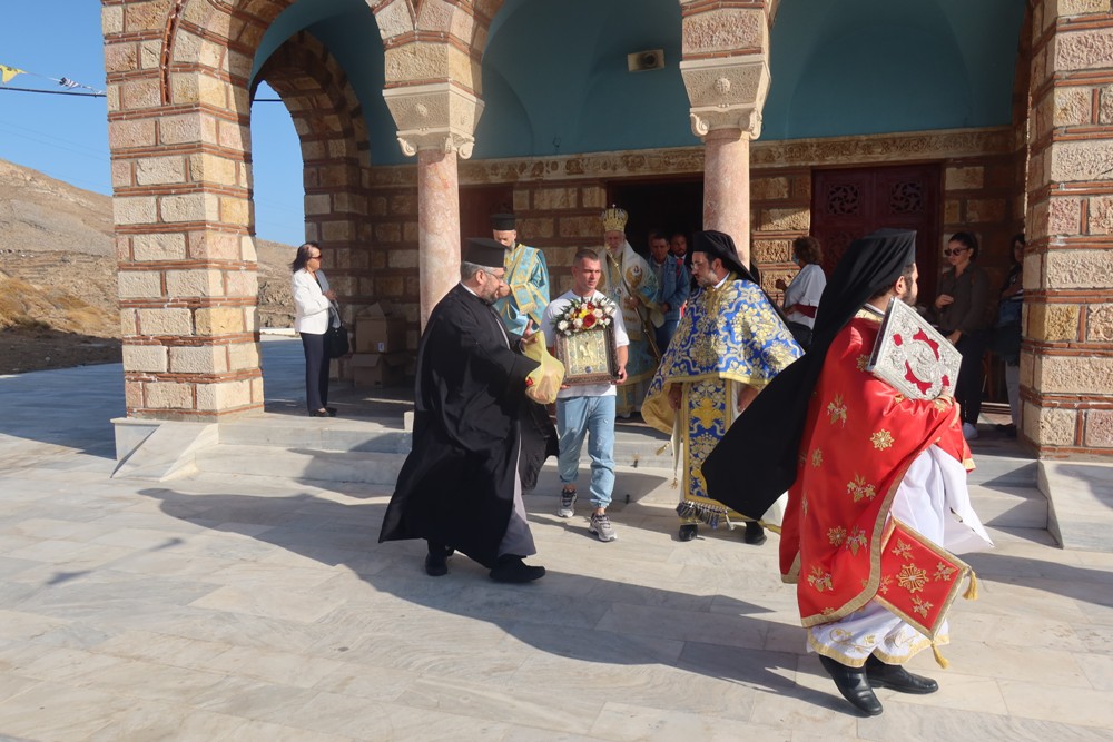 ΣΥΡΟΣ: Η ενιαύσια μνήμη του Αγίου Μεγαλομάρτυρος Δημητρίου τιμήθηκε σήμερα στην Ερμούπολη