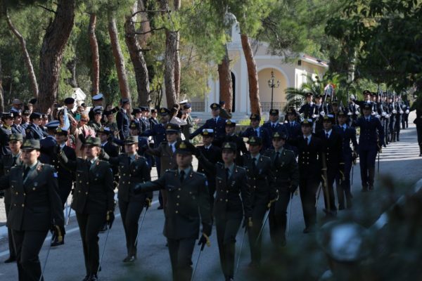 Στην Τελετή Ορκωμοσίας νέων Αξιωματικών ο Σεβασμιώτατος Καισαριανής, Βύρωνος και Υμηττού κ. Δανιήλ