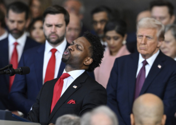 Pastor of 180 Church Lorenzo Sewell, delivers a benediction after President Donald Trump was sworn in during the 60th Presidential Inauguration in the Rotunda of the U.S. Capitol in Washington, Monday, Jan. 20, 2025. (Saul Loeb/Pool photo via AP)